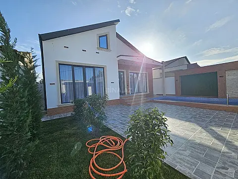 Satılır 4 otaqlı həyət evi 150 m²