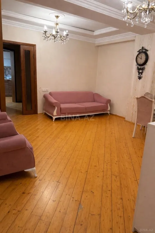 Satılır 4 otaqlı mənzil 115 m²