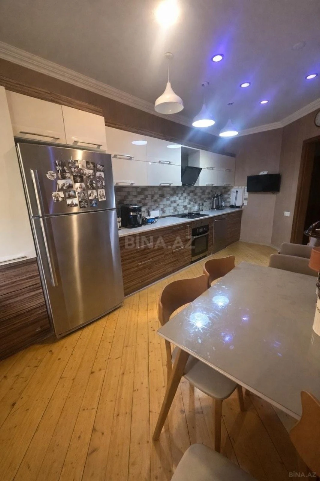 Satılır 4 otaqlı mənzil 115 m²