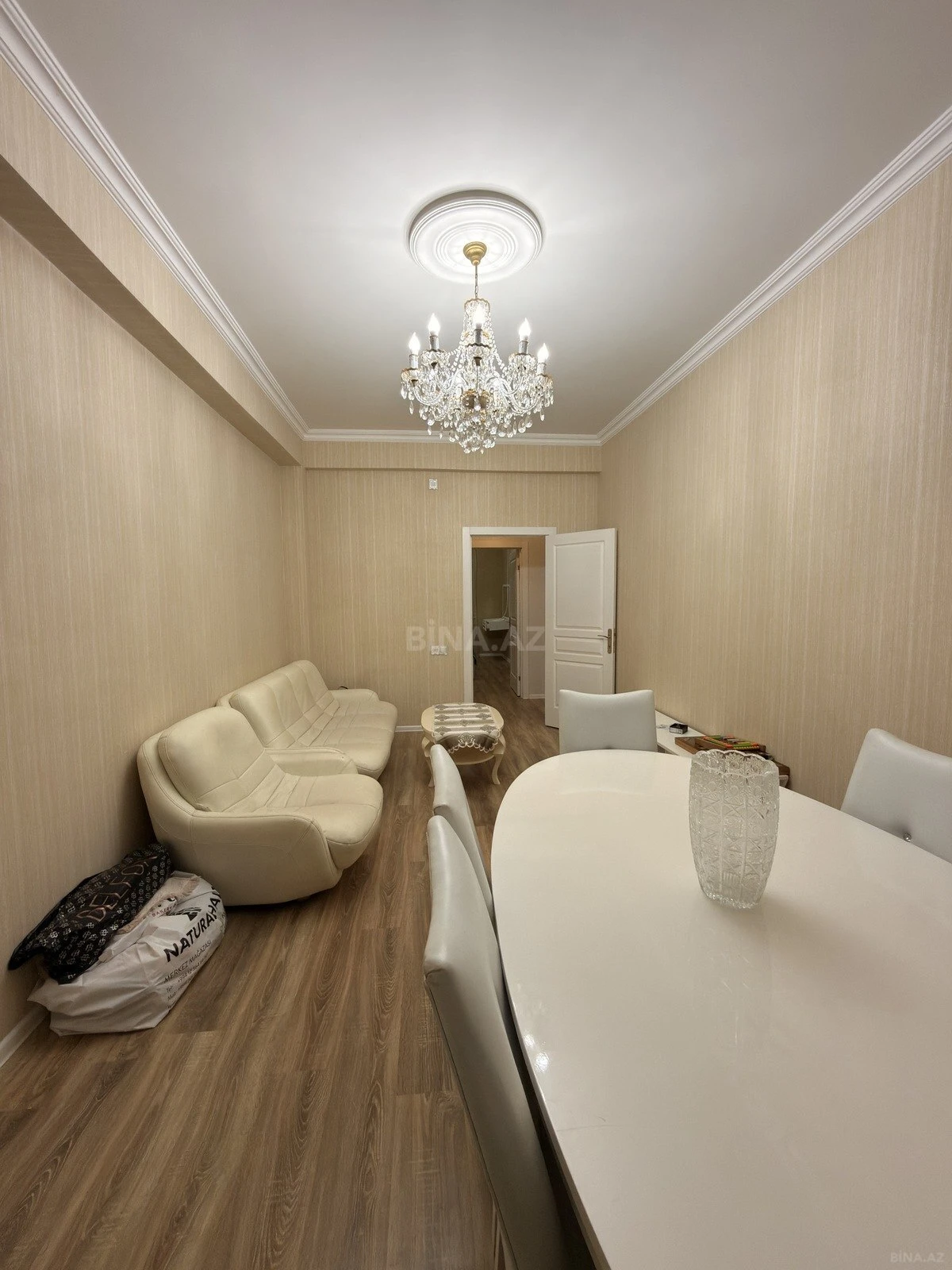 Satılır 3 otaqlı mənzil 88 m²