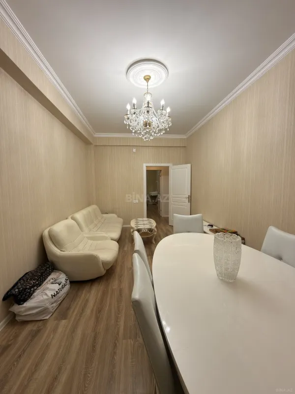Satılır 3 otaqlı mənzil 88 m²