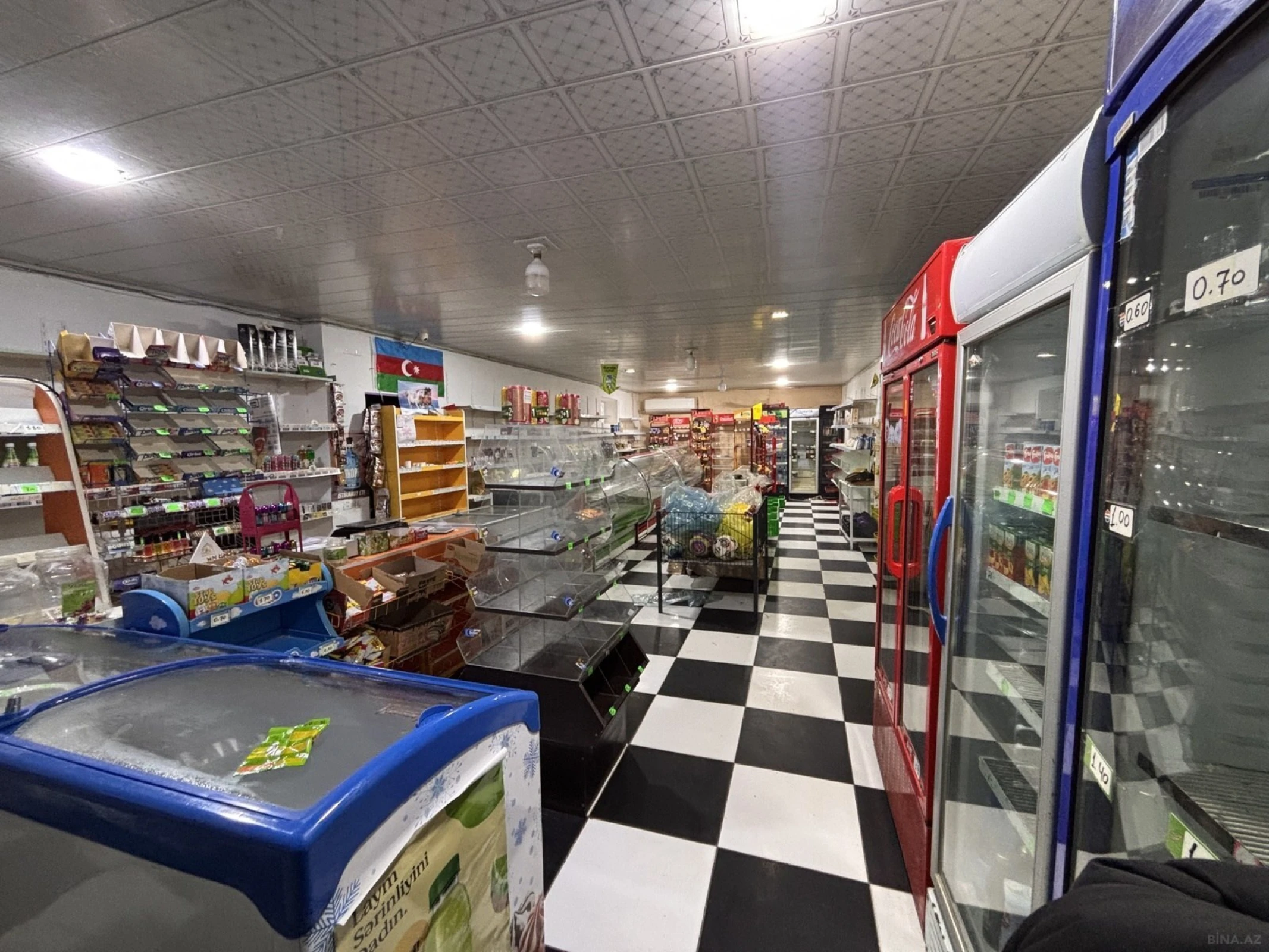 Kirayə verilir obyekt 70 m²