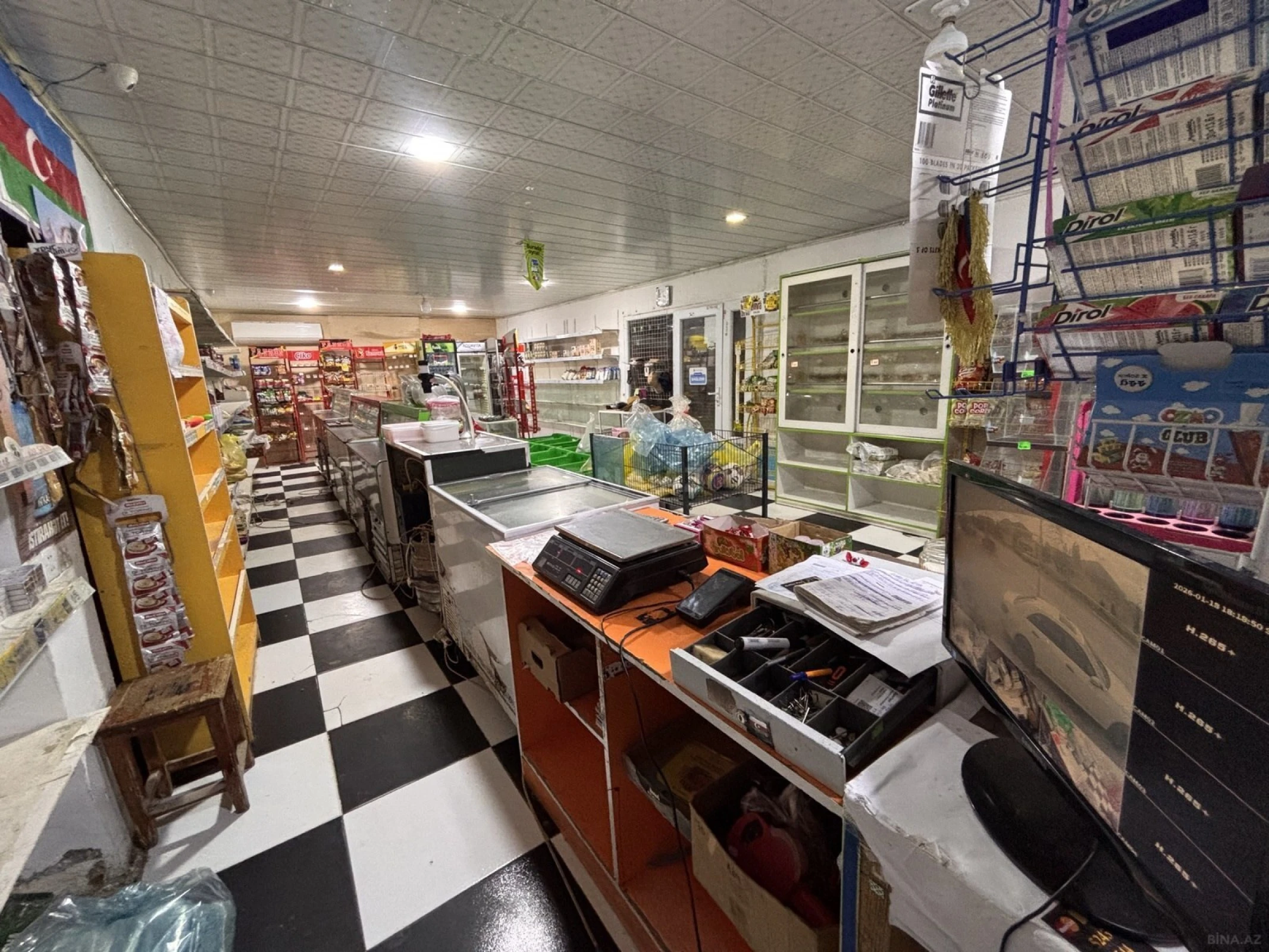 Kirayə verilir obyekt 70 m²