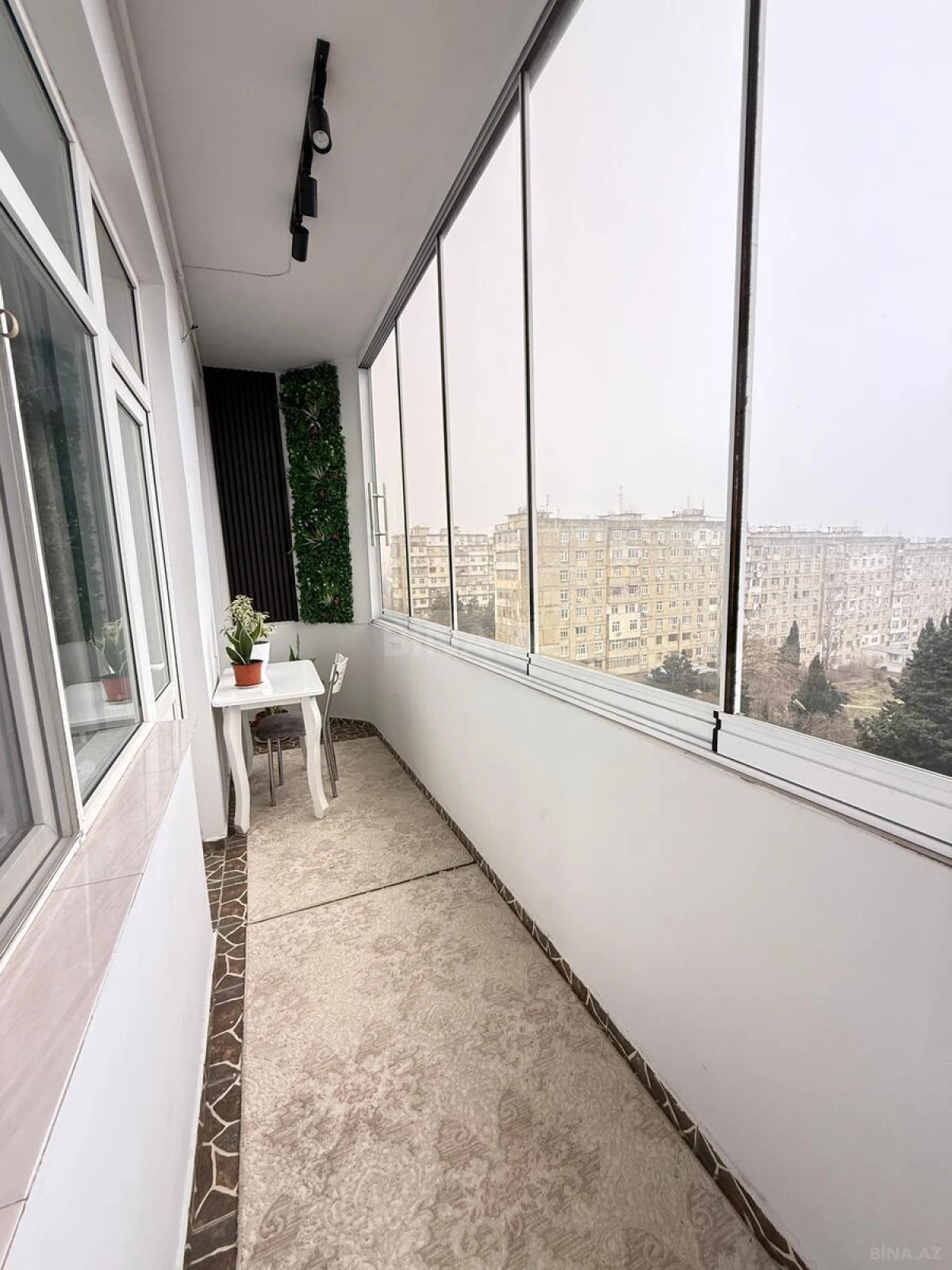 Satılır 3 otaqlı mənzil 115 m²