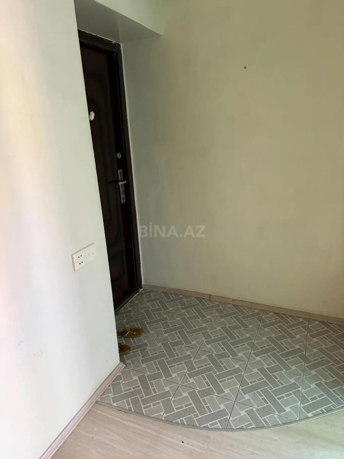 Satılır 1 otaqlı mənzil 40 m²