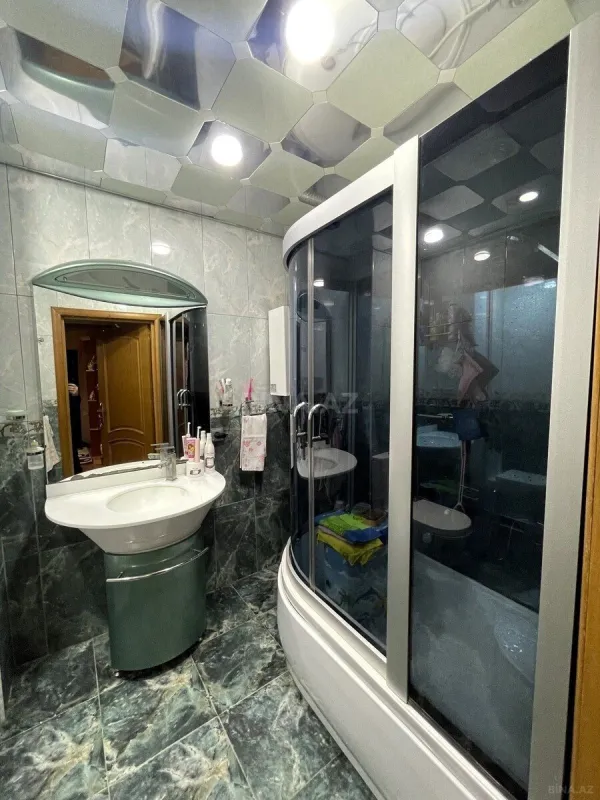 Satılır 3 otaqlı mənzil 84 m²
