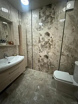 Satılır 3 otaqlı mənzil 136 m²