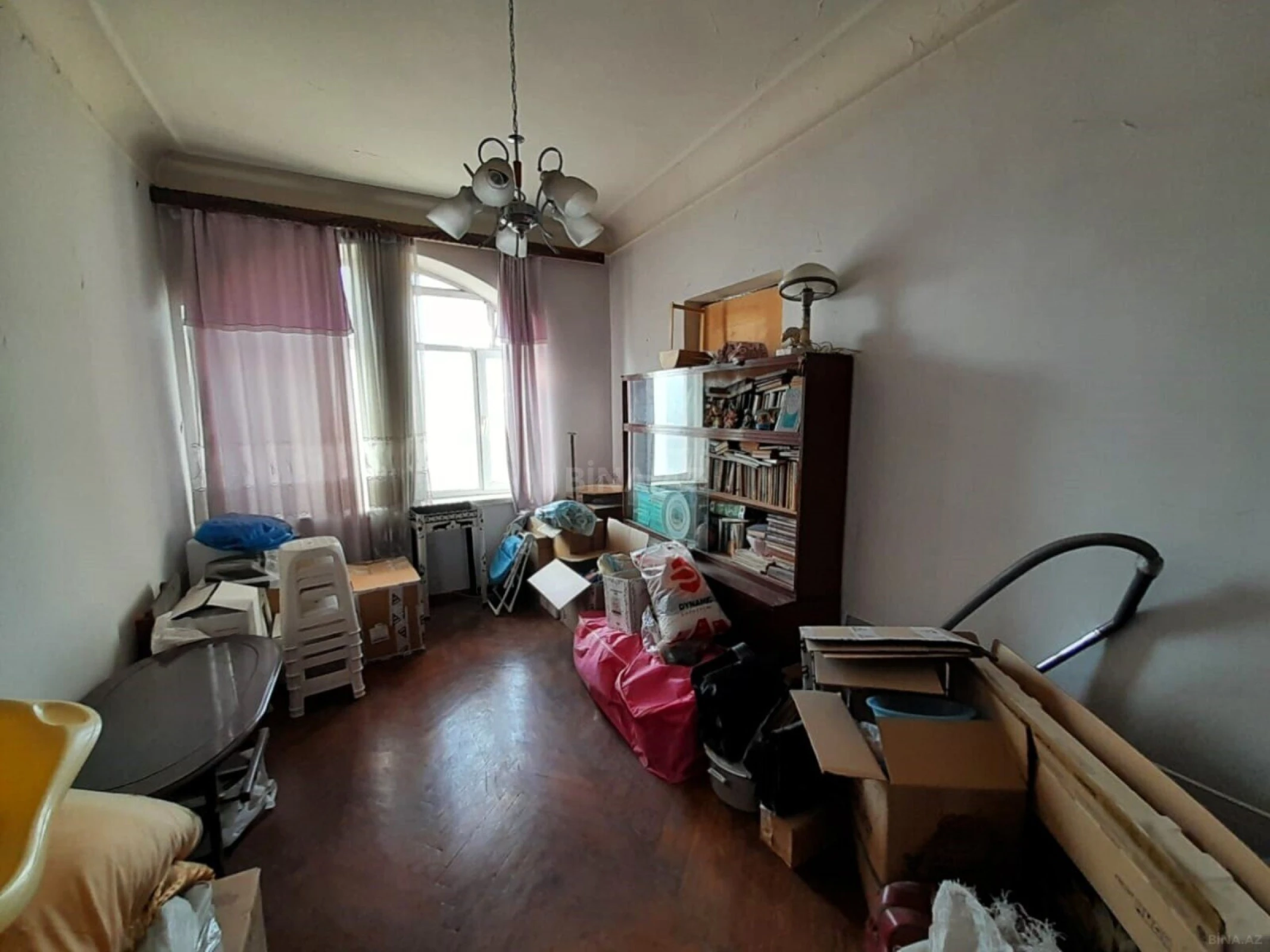 Satılır 3 otaqlı mənzil 105 m²