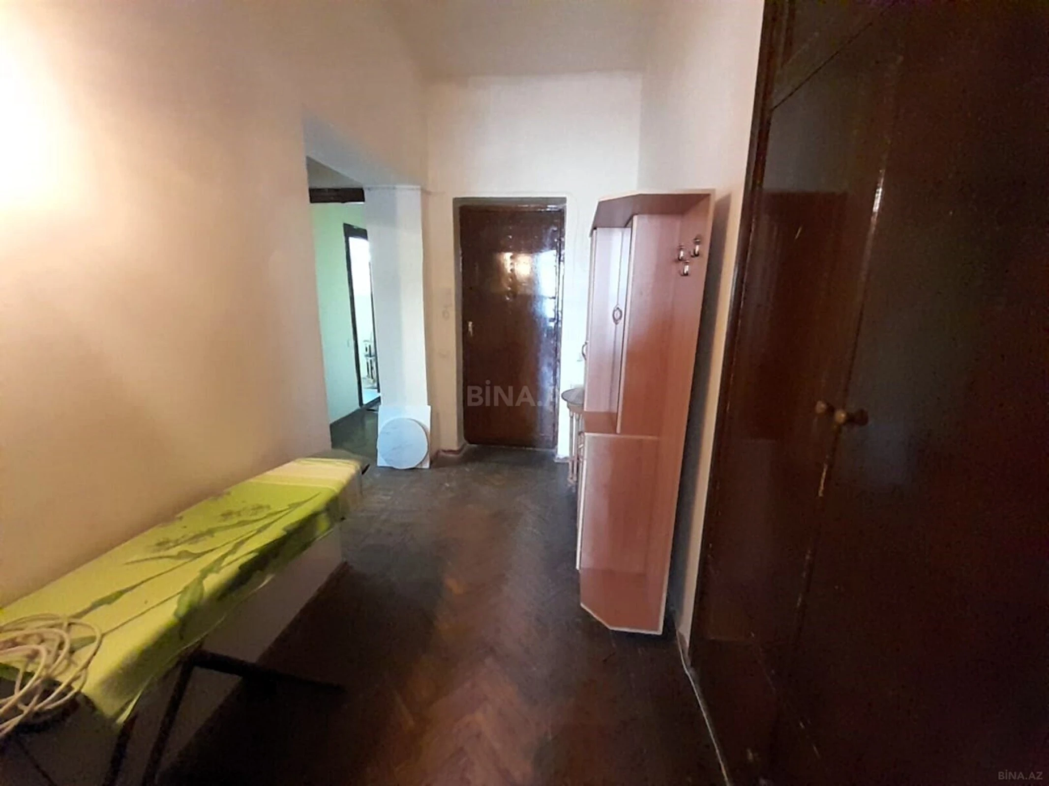 Satılır 3 otaqlı mənzil 105 m²