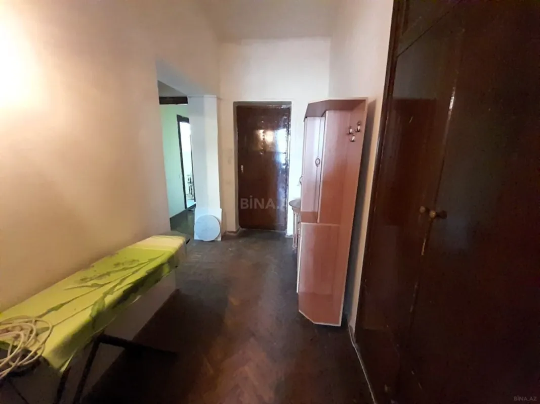 Satılır 3 otaqlı mənzil 105 m²