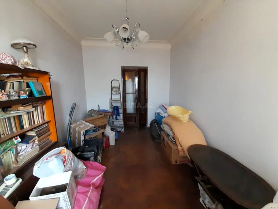 Satılır 3 otaqlı mənzil 105 m²