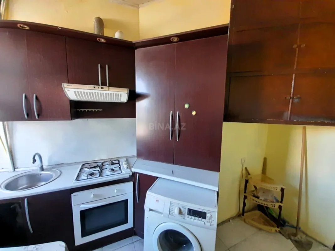 Satılır 3 otaqlı mənzil 105 m²