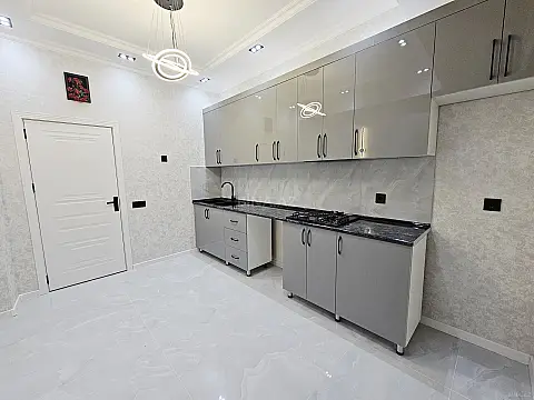 Satılır 3 otaqlı mənzil 90 m²