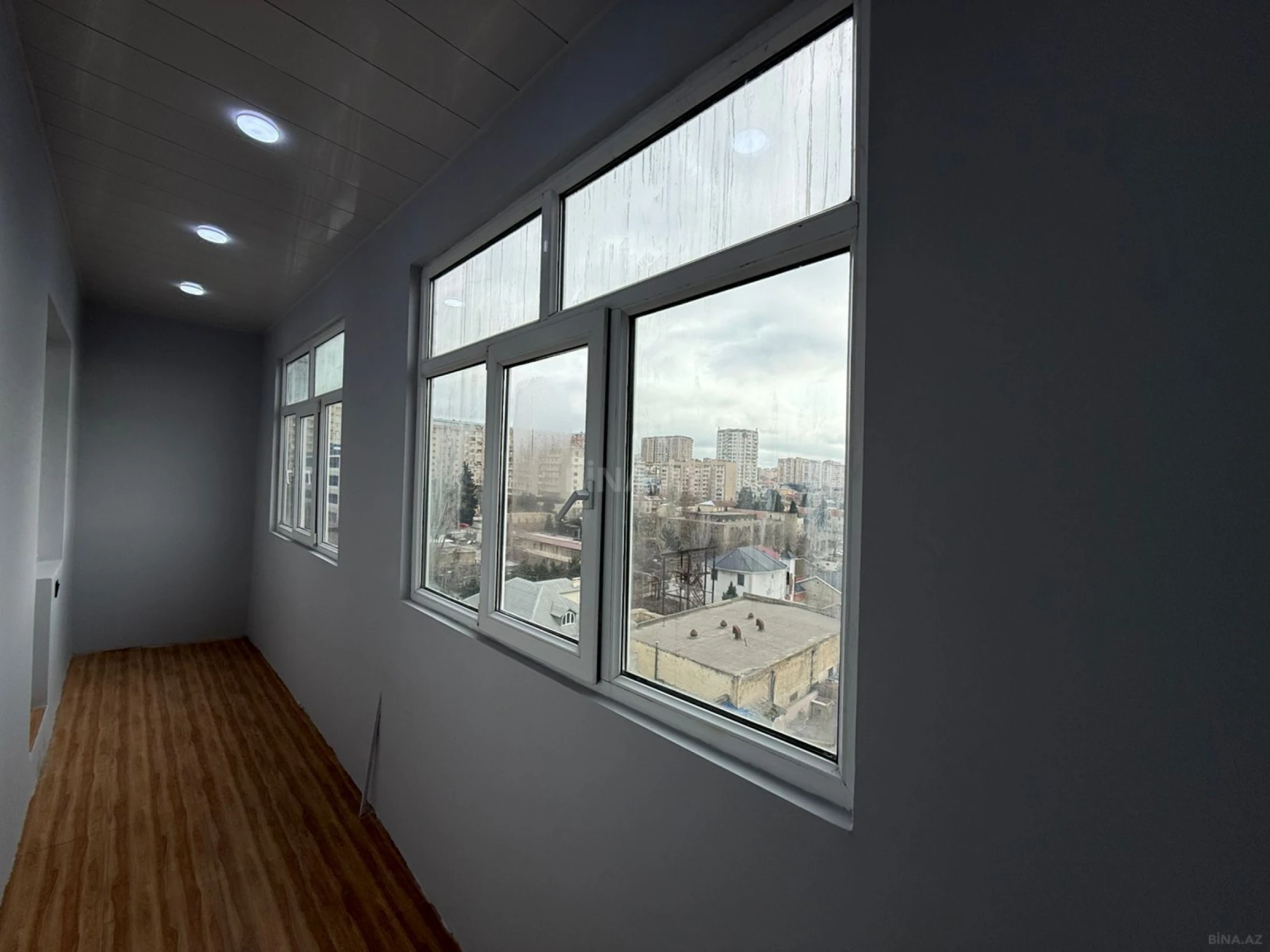 Satılır 3 otaqlı mənzil 90 m²