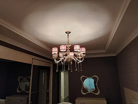 Satılır 3 otaqlı mənzil 137 m²