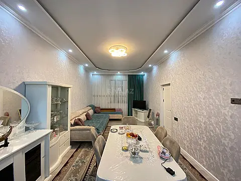 Satılır 5 otaqlı həyət evi 150 m²