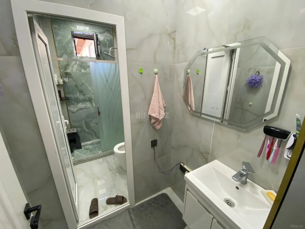 Satılır 5 otaqlı həyət evi 150 m²