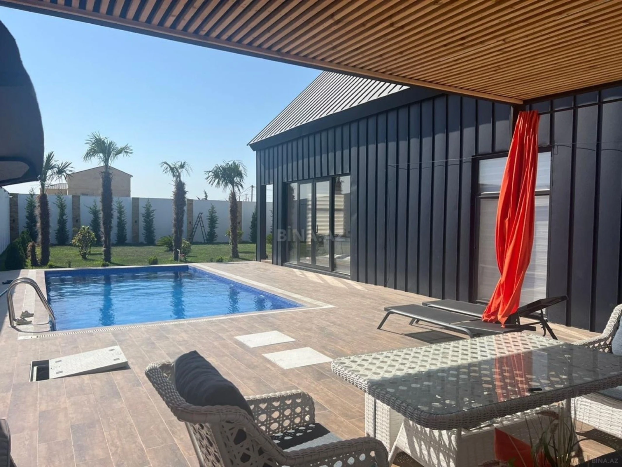 Kirayə verilir 4 otaqlı həyət evi 250 m²