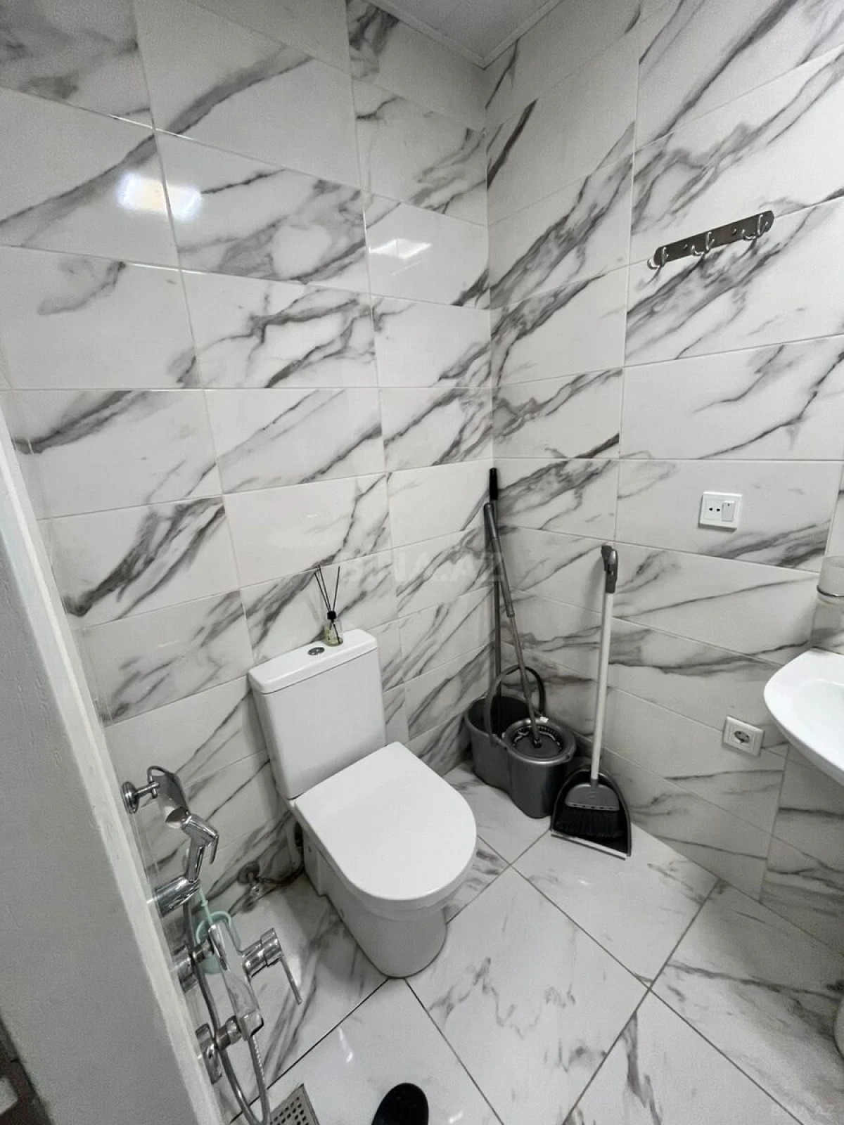 Kirayə verilir 2 otaqlı mənzil 50 m²