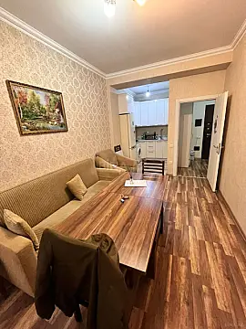 Kirayə verilir 2 otaqlı mənzil 50 m²