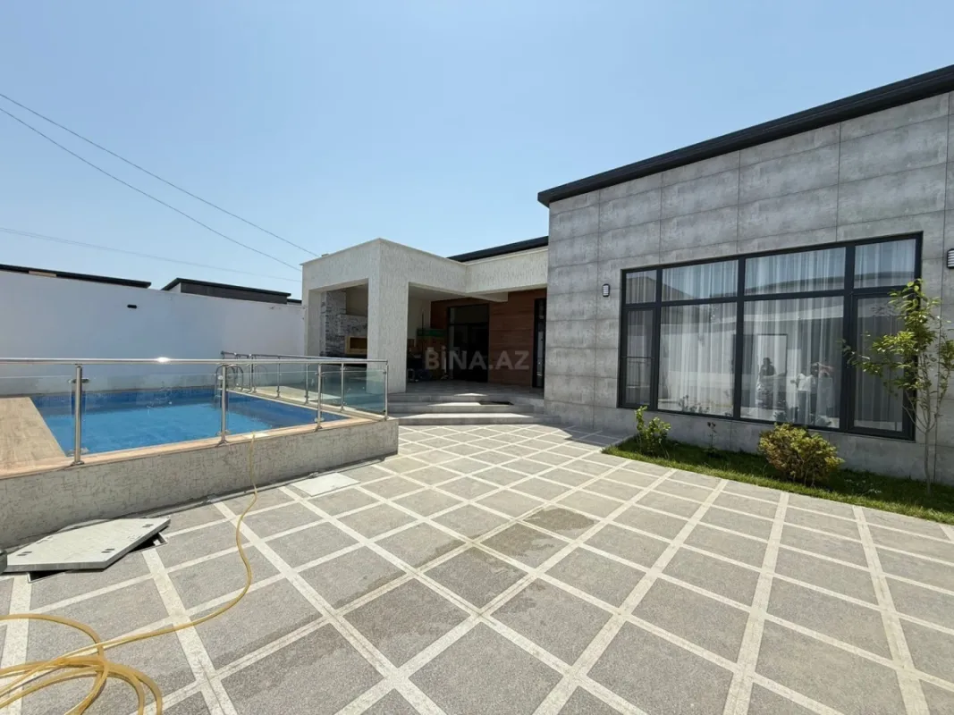 Kirayə verilir 4 otaqlı həyət evi 200 m²
