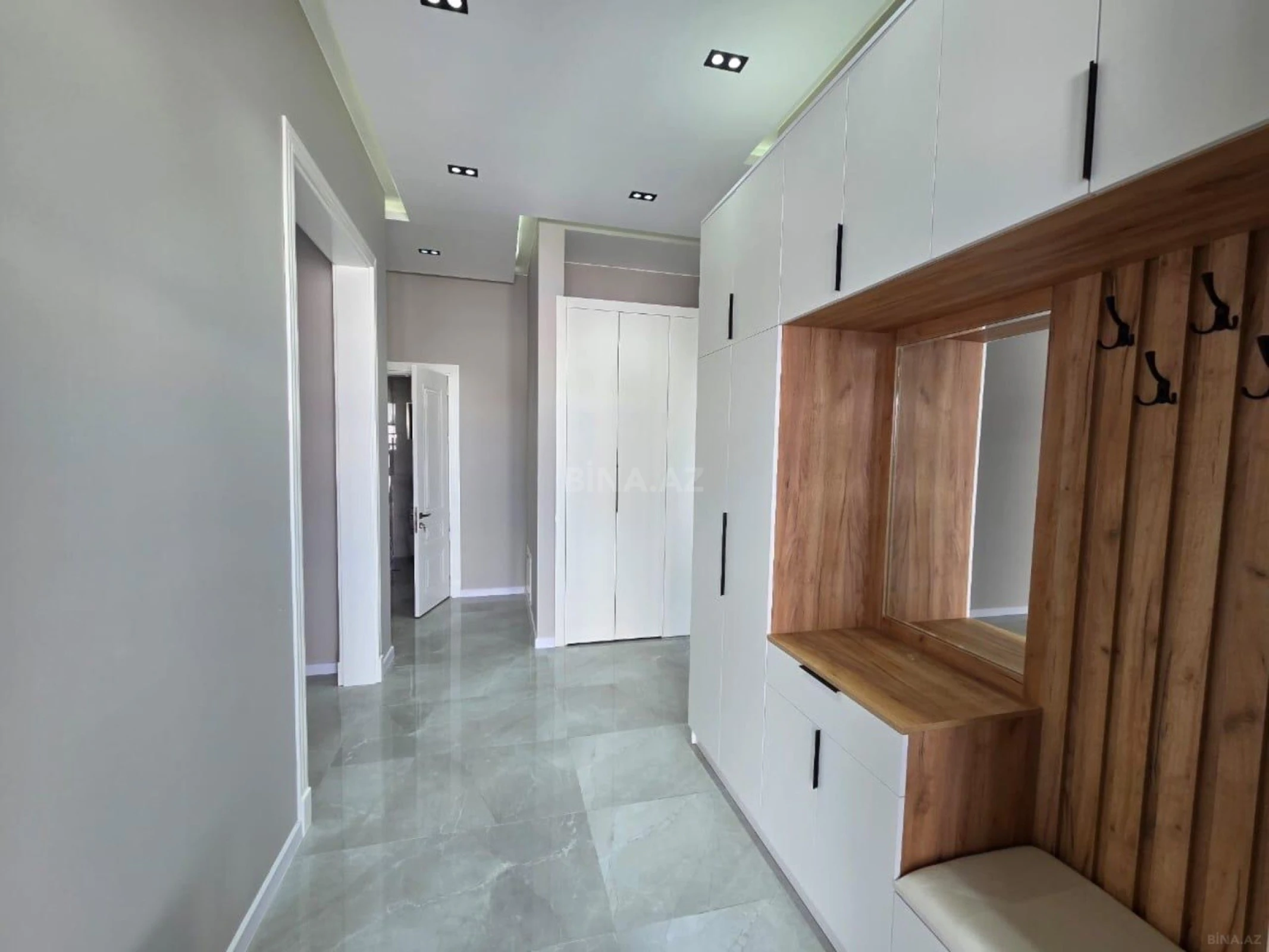 Kirayə verilir 4 otaqlı həyət evi 200 m²