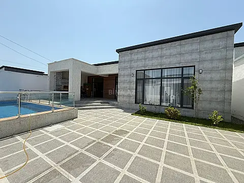 Kirayə verilir 4 otaqlı həyət evi 200 m²