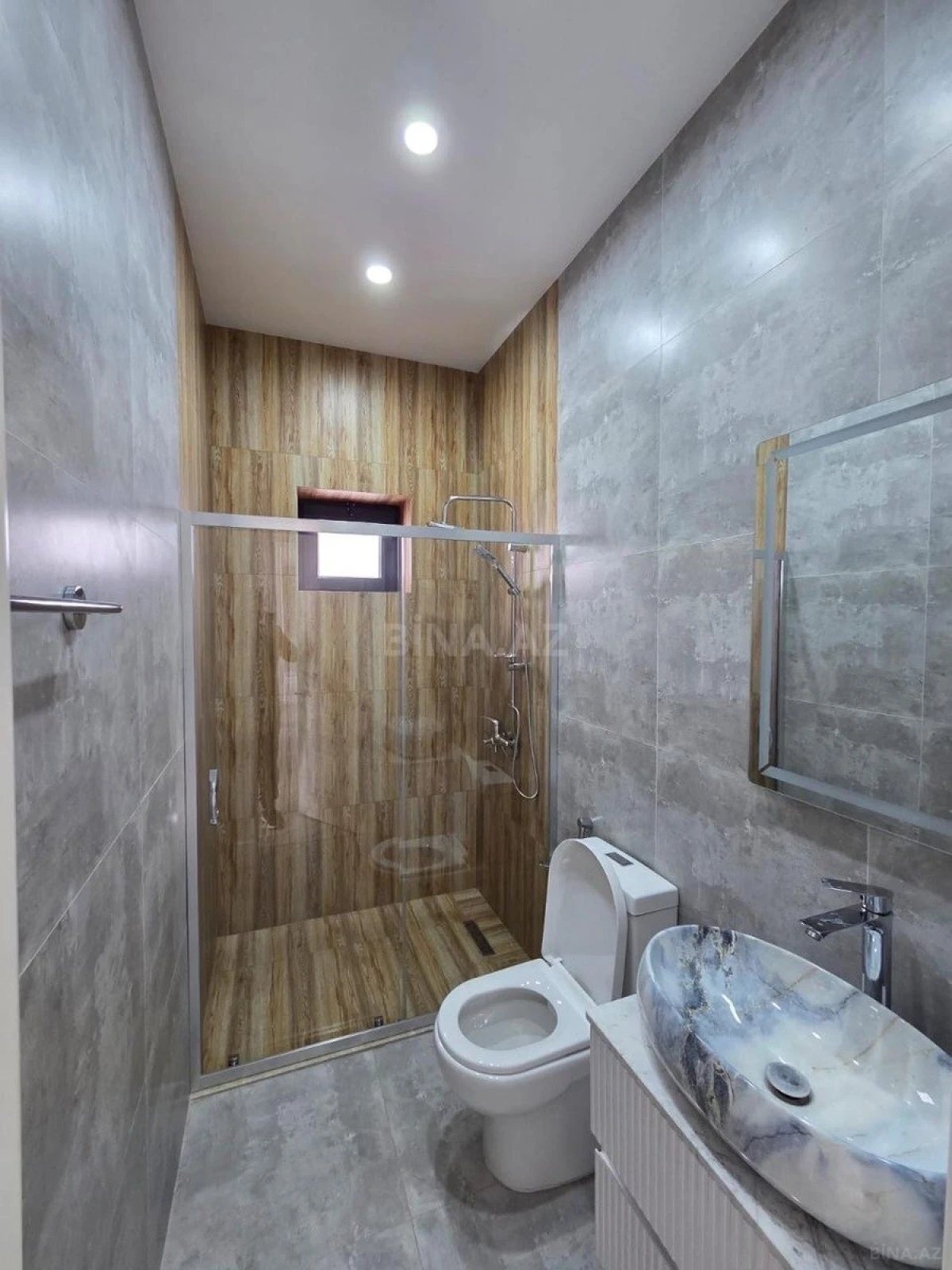 Kirayə verilir 4 otaqlı həyət evi 200 m²