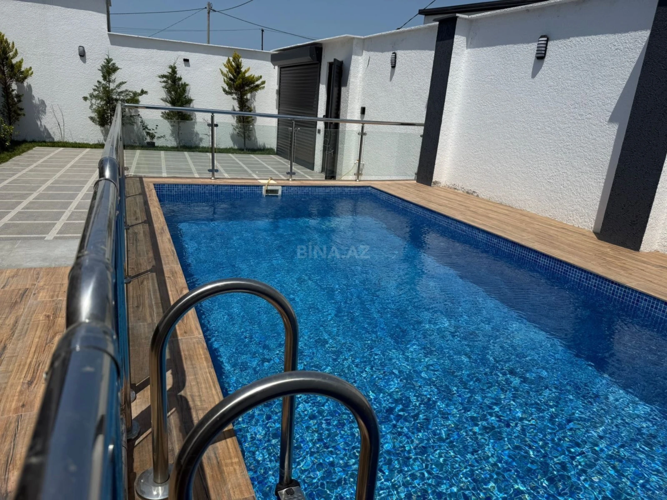 Kirayə verilir 4 otaqlı həyət evi 200 m²