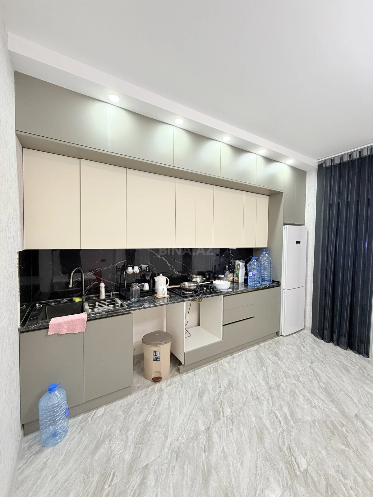 Kirayə verilir 4 otaqlı həyət evi 360 m²