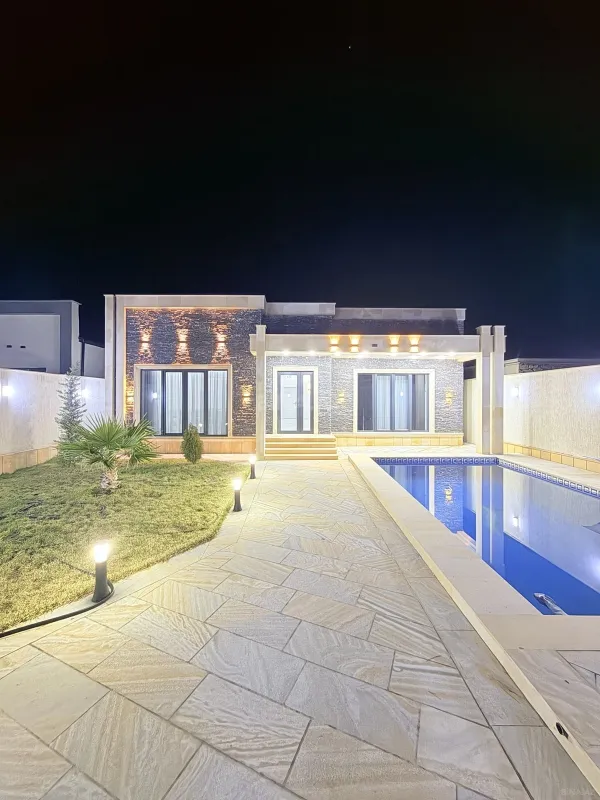 Kirayə verilir 4 otaqlı həyət evi 360 m²