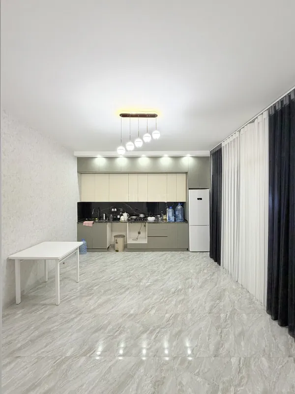 Kirayə verilir 4 otaqlı həyət evi 360 m²