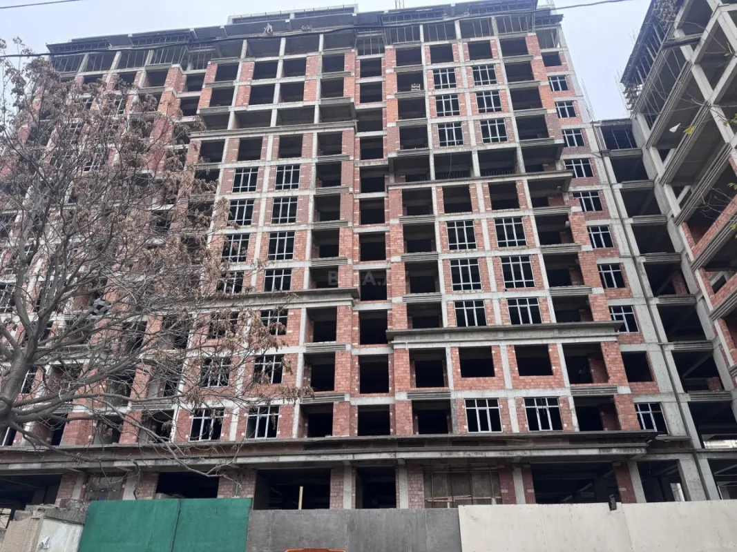 Satılır obyekt 75 m²