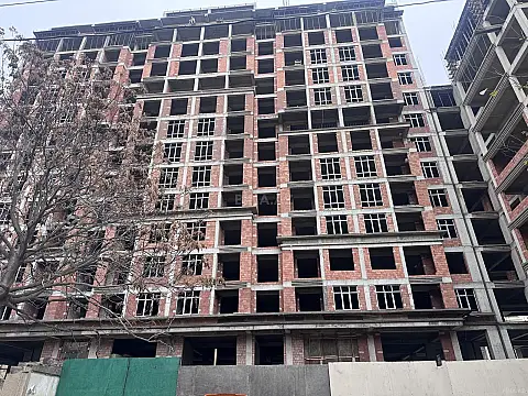 Satılır obyekt 75 m²