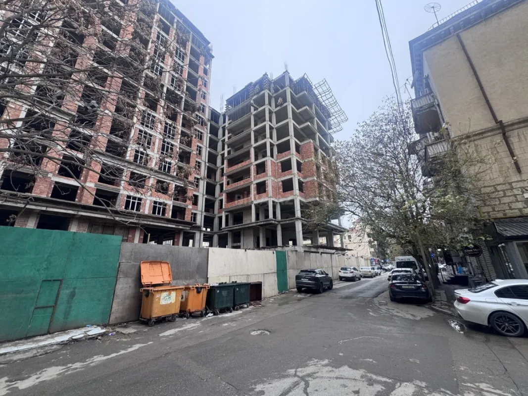 Satılır obyekt 75 m²