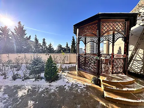 Satılır 4 otaqlı həyət evi 360 m²