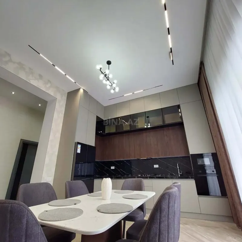 Kirayə verilir 4 otaqlı həyət evi 240 m²