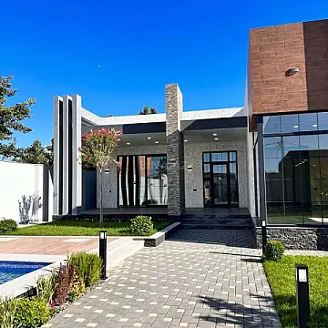 Kirayə verilir 4 otaqlı həyət evi 240 m²