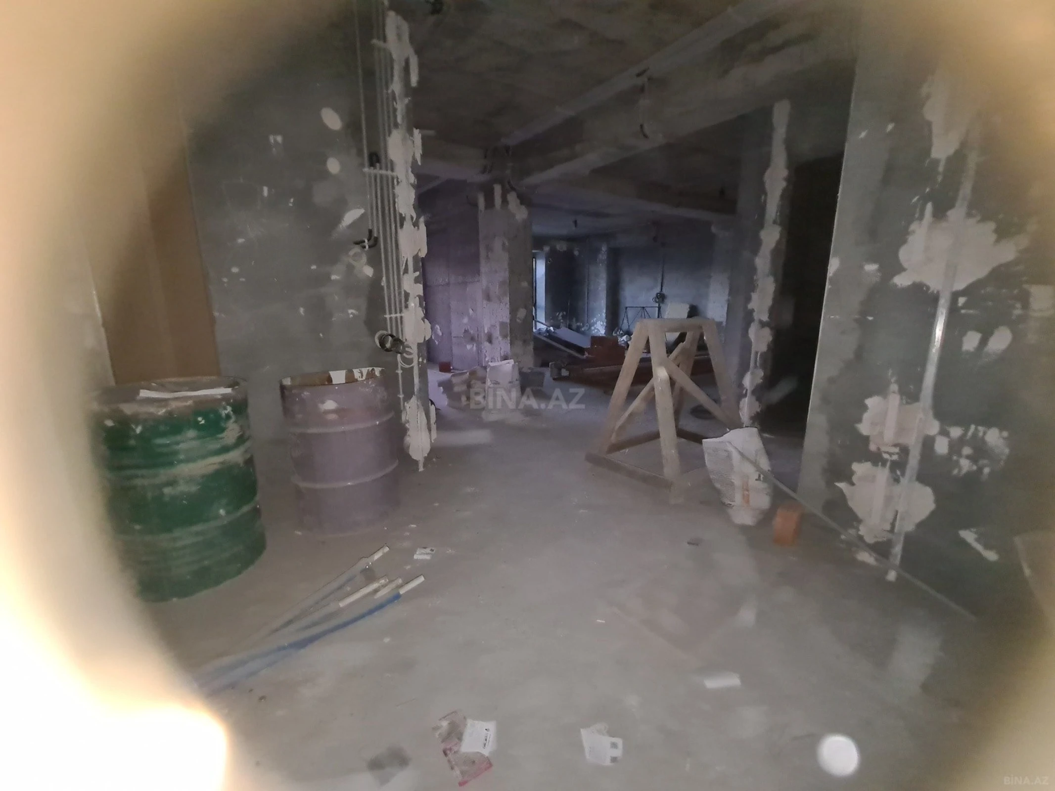 Satılır 3 otaqlı mənzil 155 m²