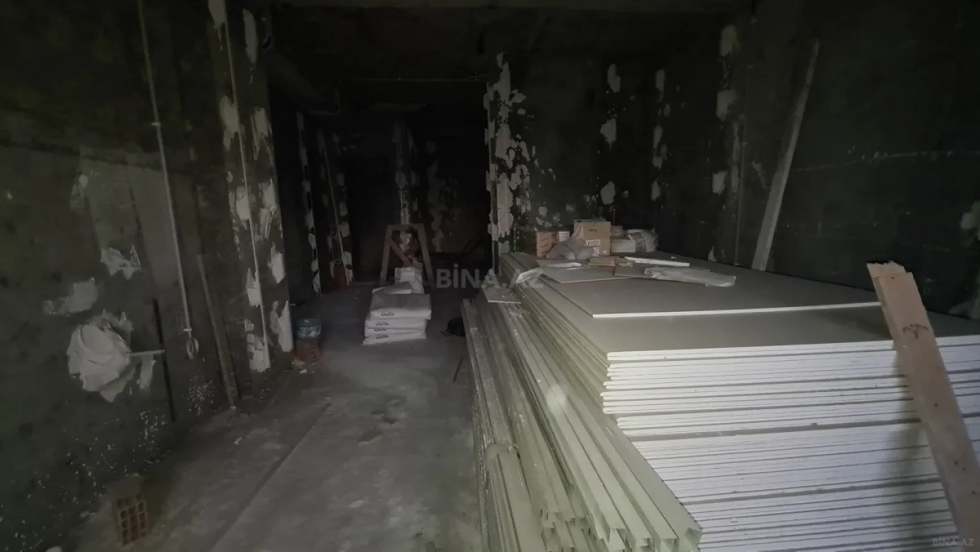 Satılır 3 otaqlı mənzil 155 m²