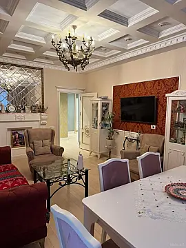 Satılır 3 otaqlı mənzil 107 m²