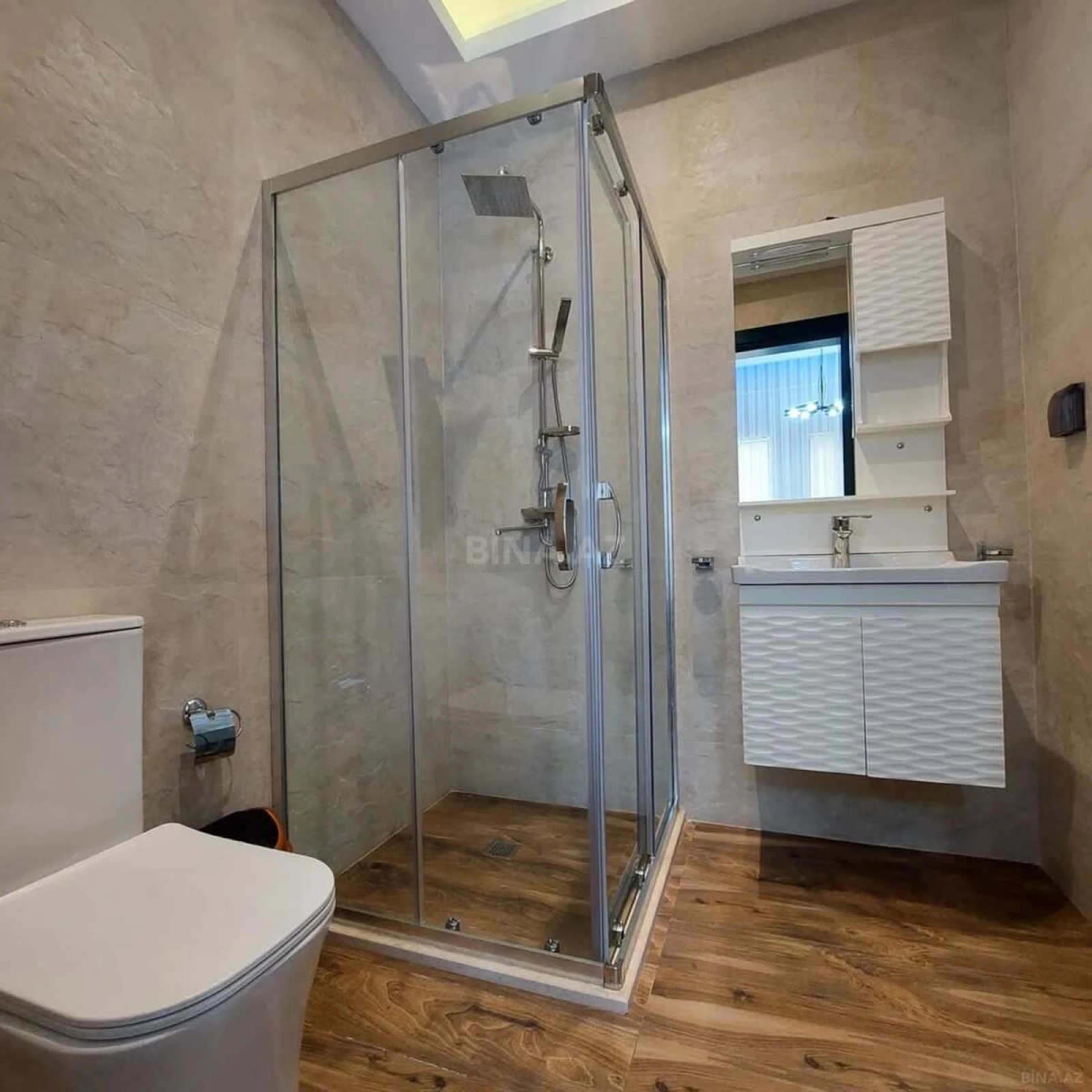 Kirayə verilir 4 otaqlı həyət evi 220 m²