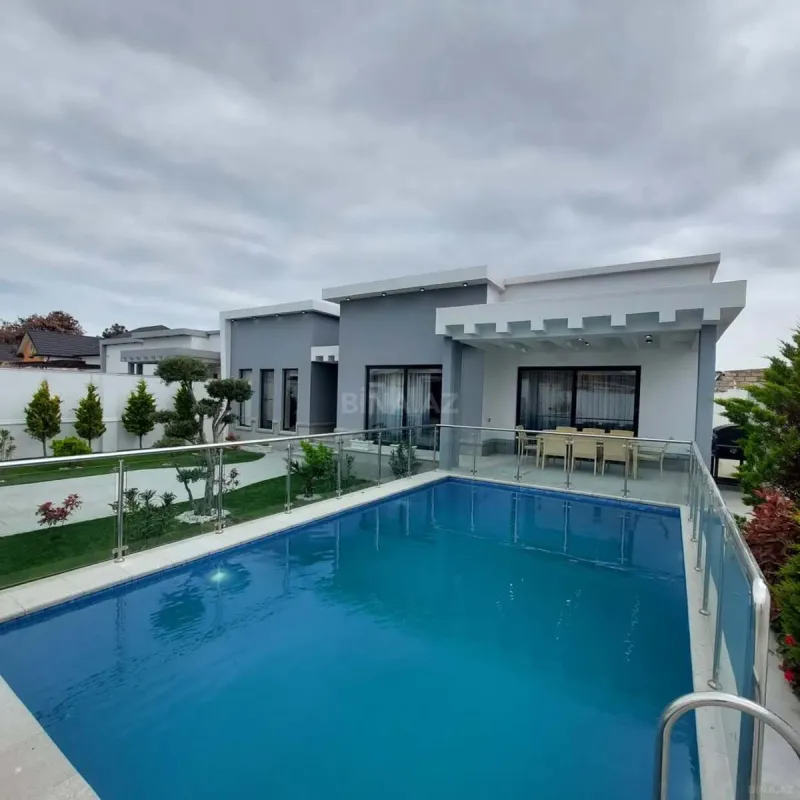 Kirayə verilir 4 otaqlı həyət evi 220 m²