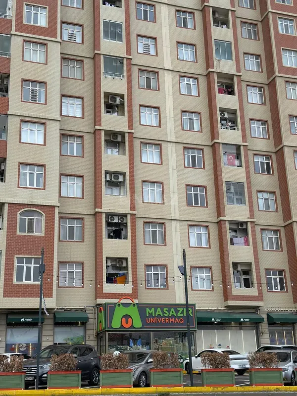Satılır 3 otaqlı mənzil 82 m²