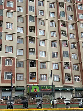 Satılır 3 otaqlı mənzil 82 m²