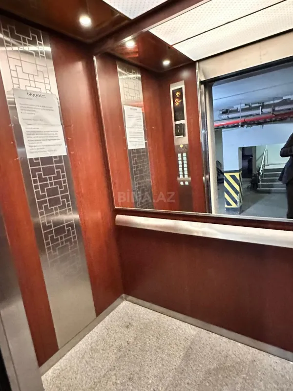 Satılır 3 otaqlı mənzil 82 m²