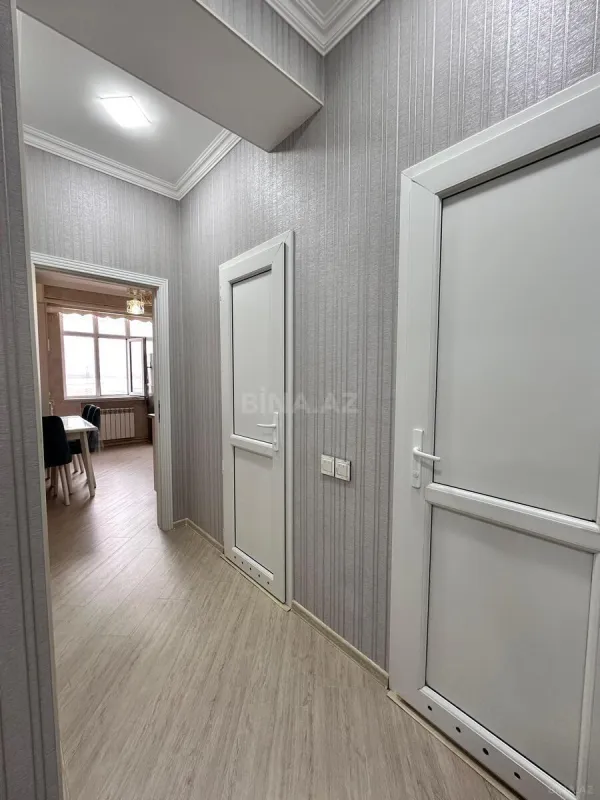 Satılır 3 otaqlı mənzil 82 m²