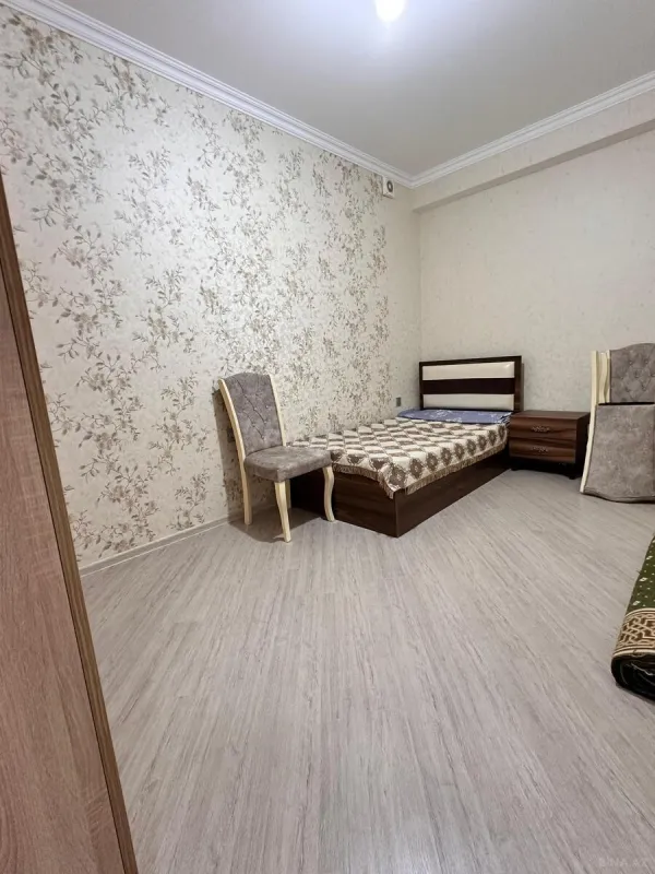 Satılır 3 otaqlı mənzil 82 m²