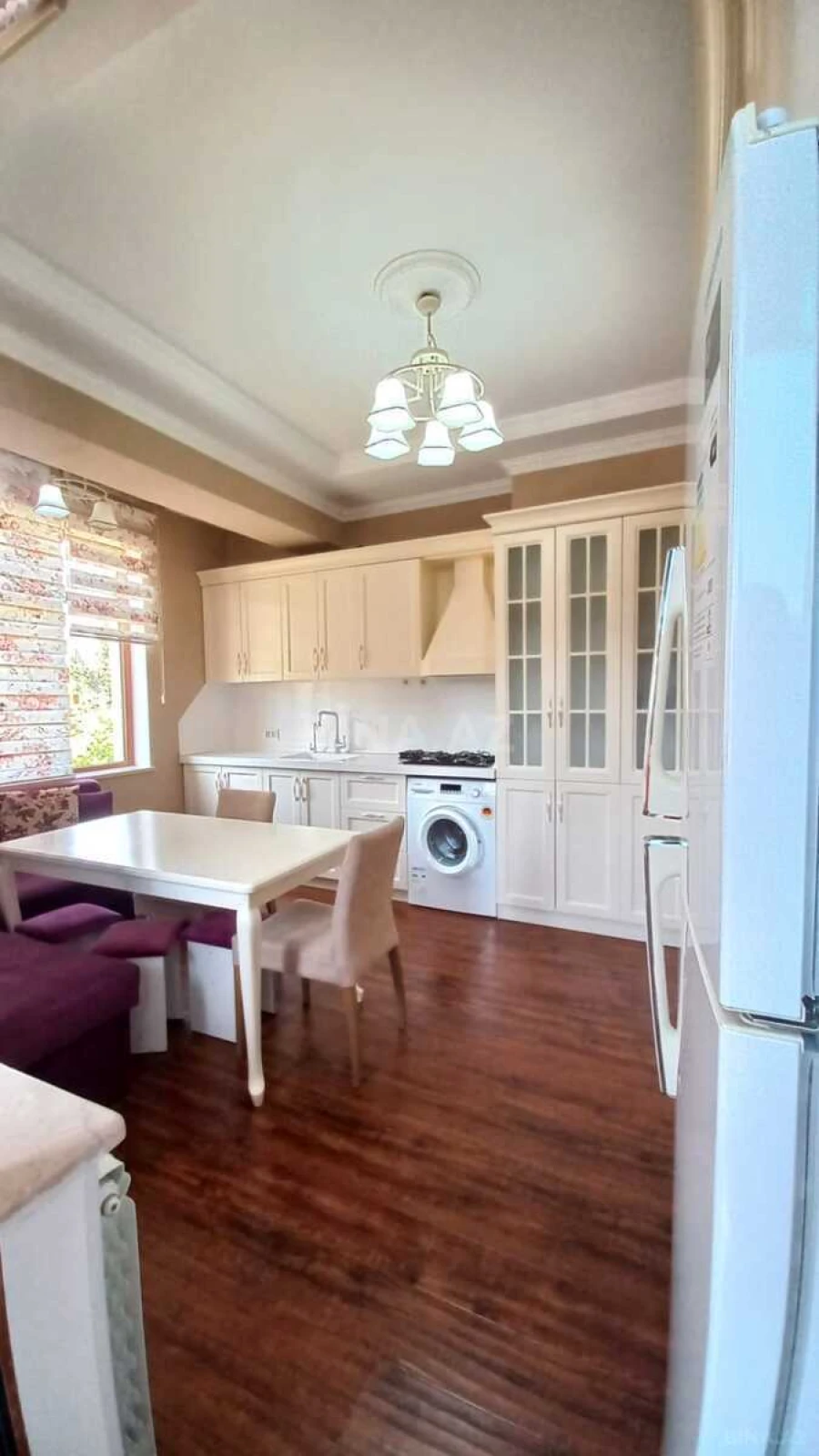 Satılır 3 otaqlı mənzil 110 m²