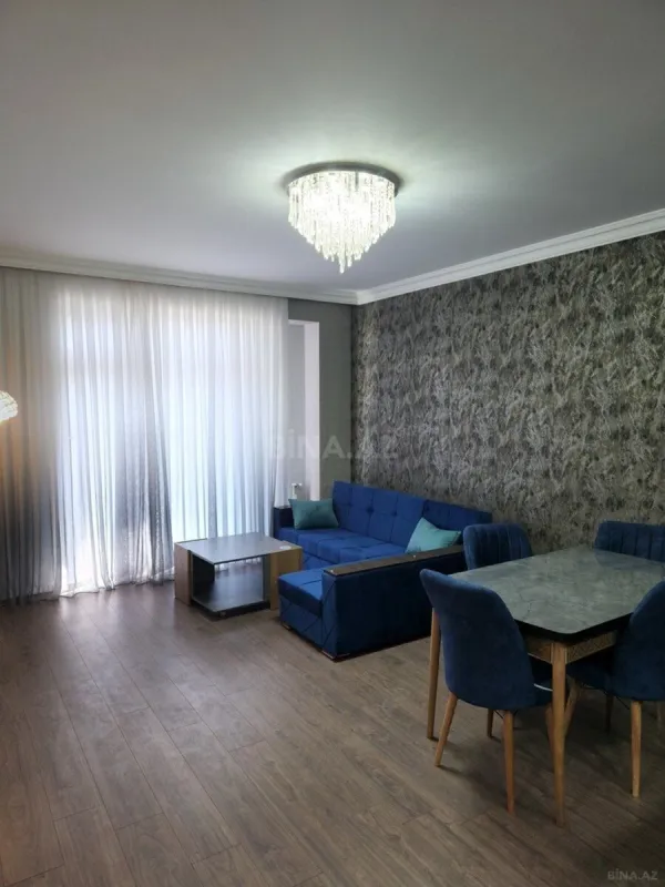 Kirayə verilir 2 otaqlı mənzil 65 m²